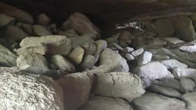 Gbọngan igbalejo adayeba ọlọpọ̀ ijoko 