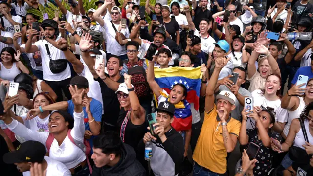 تظاهرات مخالفان مادورو در کاراکاس پایتخت ونزوئلا