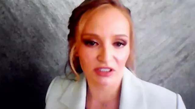 બીબીસી ગુજરાતી રશિયા વ્લાદિમીર પુતિન એલિના કબાએવા જિમ્નાસ્ટ