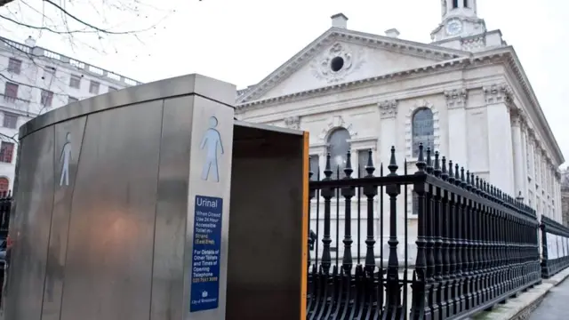 Эти удивительные лондонские туалеты… Ими так легко увлечься