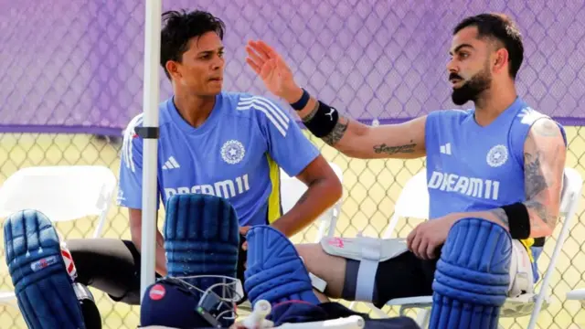 విరాట్ కోహ్లీ 