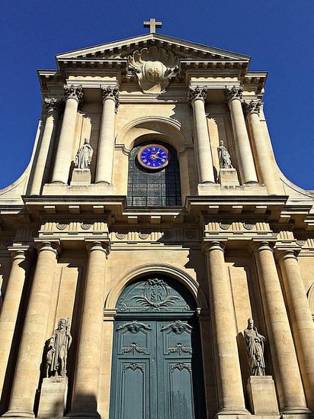 كنيسة سان روش في باريس