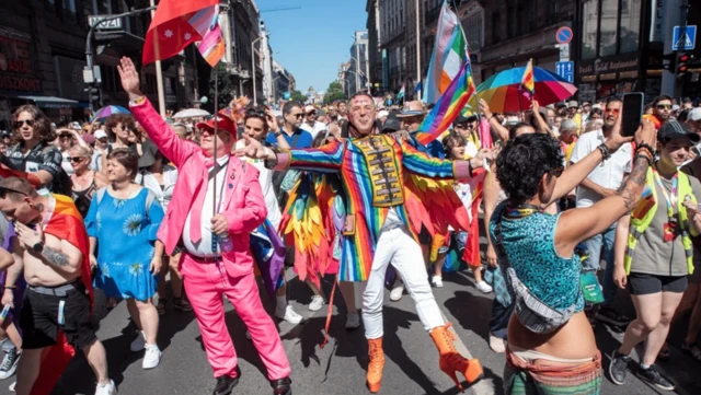 تظاهرات طرفداران  ال‌جی‌بی‌تی‌کیو