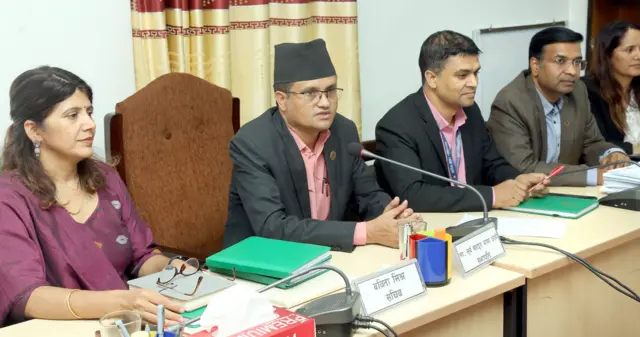 तत्कालीन प्रमुख प्रतिपक्षी नेपाली कांग्रेसको मागबमोजिम प्रतिनिधिसभाले सहकारी ठगी छानबिन समिति गठन गरेको थियो