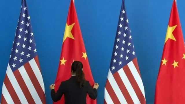 বাণিজ্য, করোনাভাইরাস, আর হংকং - এই তিন ইস্যুতে চীন মার্কিন দ্বন্দ্ব বাড়ছে