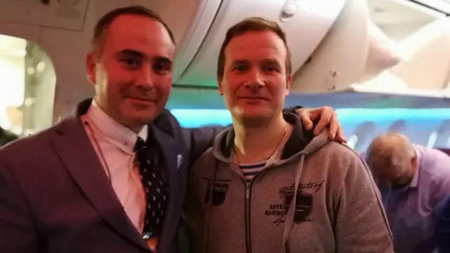 Дипломат Віталій Цимбалюк (ліворуч) та полярний біолог Микола Весельський