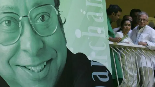 आशा भोसले