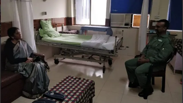 అభినందన్‌తో నిర్మలా సీతారామన్