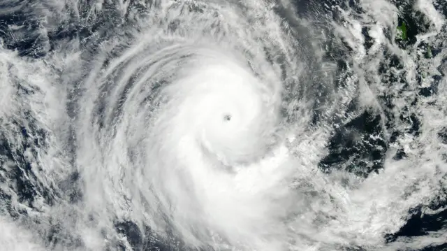 चक्रीवादळ