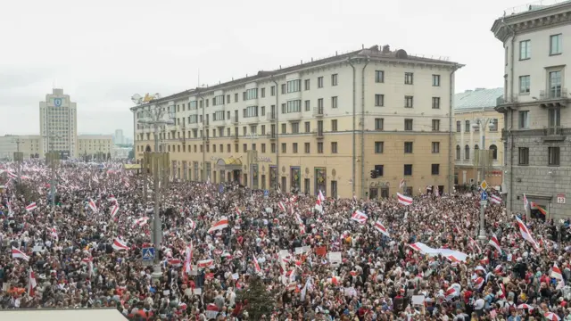 массовые протесты