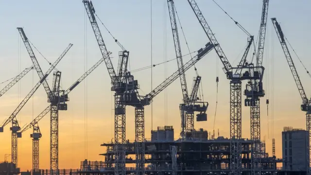 Краны в Лондоне