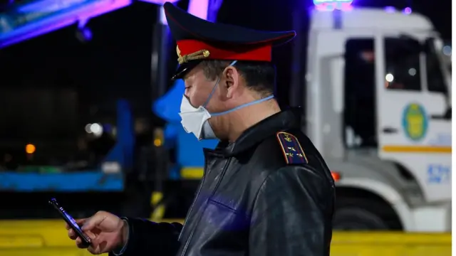 казахский полицейский