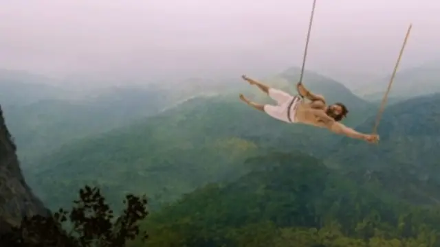 கடம்பன் - திரைப்பட காட்சி