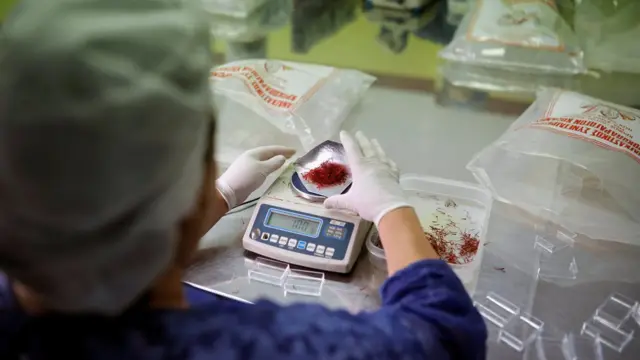 یونانی زعفران