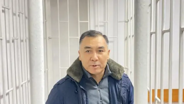 Равшан Жээнбеков, саясатчы 