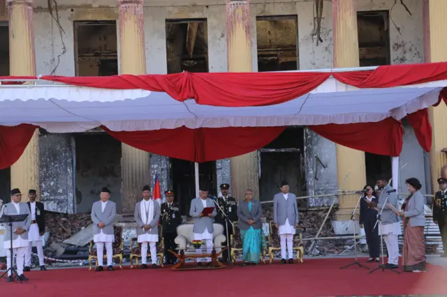 राष्ट्रपति रामचन्द्र पौडेल र मन्त्रीहरू