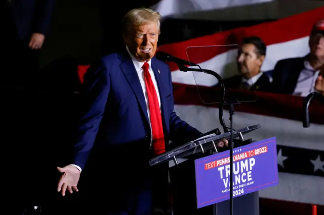 डोनाल्ड ट्रंप