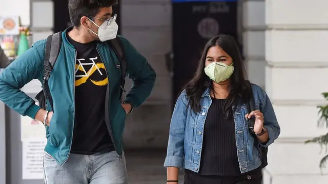 கொரோனா வைரஸ்: "28,529 பேர் கண்காணிப்பில்" இந்தியாவில் நடப்பது என்ன? - விரிவான தகவல்கள்