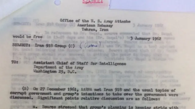 اسناد و مدارک موجود حکایت از آن دارد که «ایران ۹۱۸» یکی از افسران نزدیک به سپهبد محمدولی قرنی بوده است