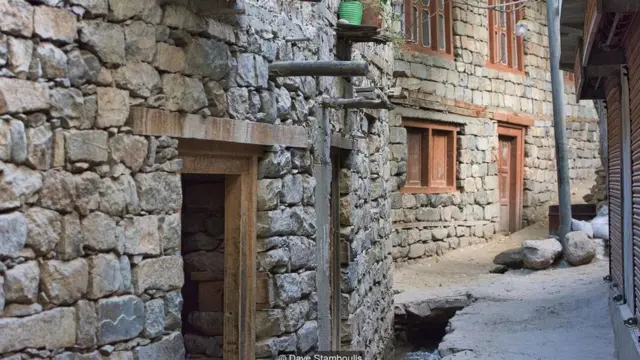 நாட்டை இழந்த ஒரு கிராமம்