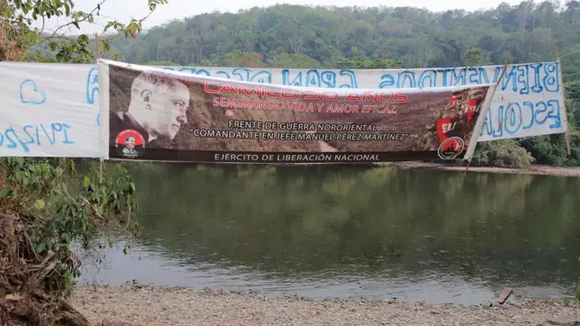 Cartel del ELN alusivo a Camilo Torres en la zona del Catatumbo, en el departamento de Norte de Santander.