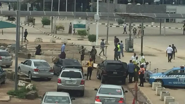 Ndị ọrụ nchekwa n'ogige ụgbọelu dị n'Abuja