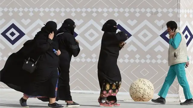 Saudi women