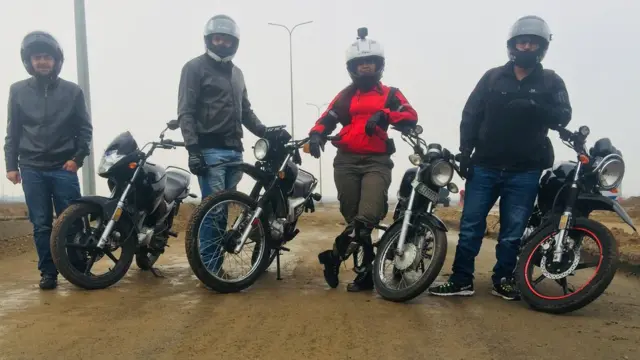 پاکستان، موٹر سائیکل گرل