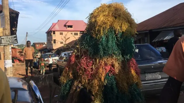 Mmọnwụ gbara na 'Coal Camp'