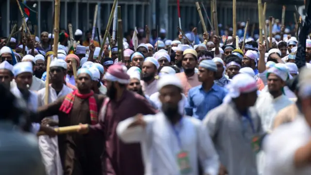 ধর্মীয় উগ্রবাদ বাংলাদেশের জন্য হুমকি হয়ে দাঁড়াতে পারে