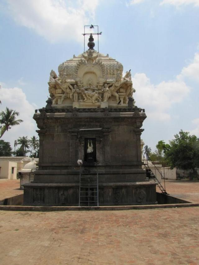 வரலாறு: சோழர் ஆட்சியில் திருமணம் செய்துகொள்ள 'திருமண வரி' செலுத்திய குடிமக்கள்