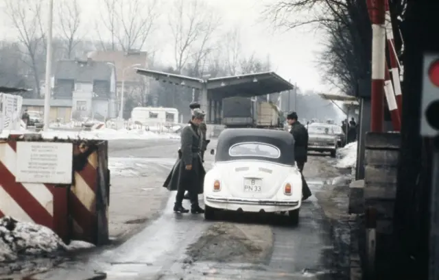 berlinski zid, kontrolni punkt