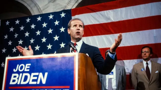 Байден висувається у президенти у 1988