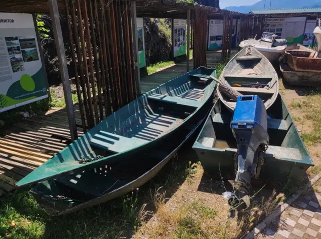 Заплењени чамци и опрема