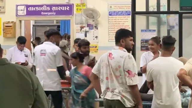 રાજકોટ-અમદાવાદ હાઇવે પર થયેલા અકસ્માતમાં ચારનાં મોત, પાંચ ઘાયલ – ન્યૂઝ અપડેટ