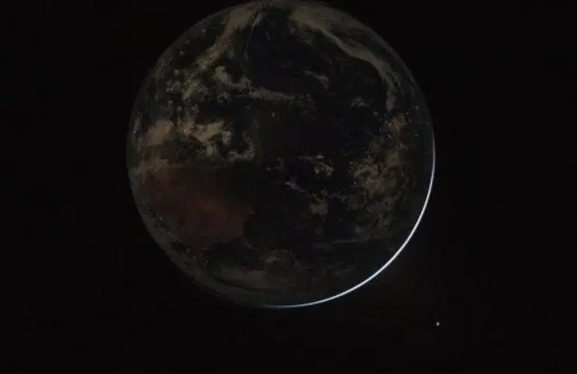 صورة لكوكب الأرض من مركبة فضائية