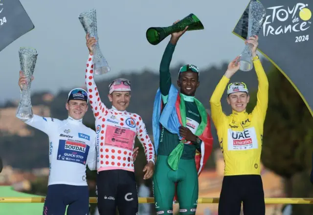 የዘንድሮው ቱር ደ ፍራንስ በተለያዩ ማልያዎች ያሸነፉ የብስክሌት ተወዳዳሪዎች