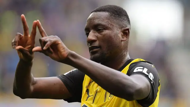 Serhou Guirassy celebrates