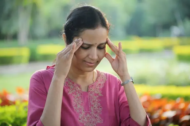 डोकेदुखी 