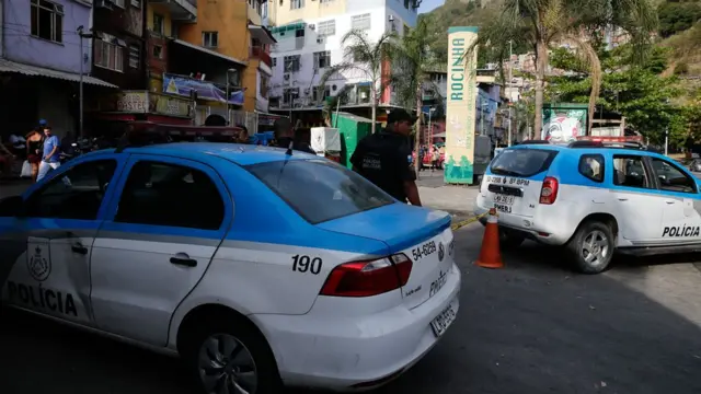 Carros da Polícia Militar no Riowww netbetJaneiro