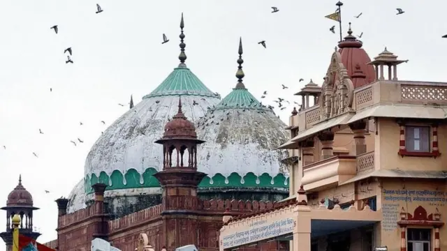 પ્રતીકાત્મક તસવીર