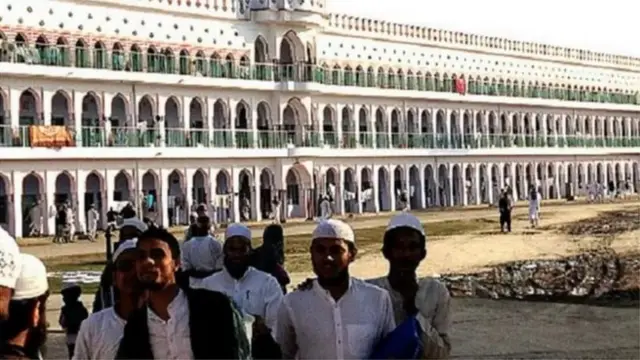 દેવબંદ ખાતેની દારુલ-ઉલુમ મદરેસા