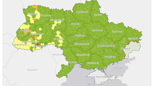 Україну поділять на зони через коронавірус. Що вони означатимуть