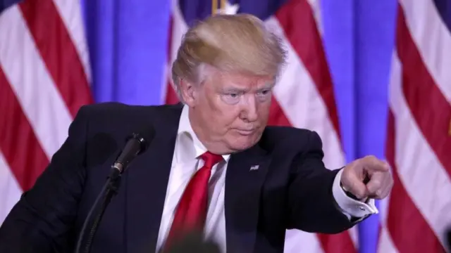 Ông Donald Trump sắp lên làm tổng thống Mỹ nhưng đã cãi vã với bao nhiều người