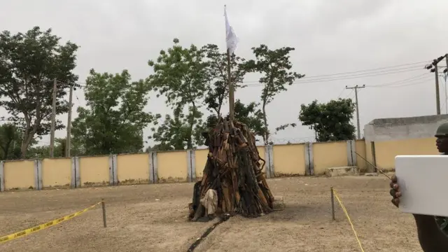 Filin da zaa lalata bindigogin da aka karbo