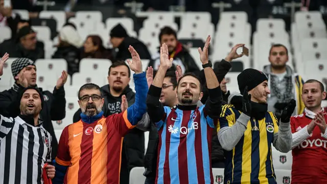 taraftarlar