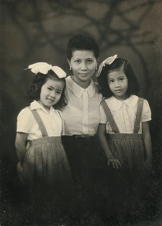 ดุษฎี ท่านผู้หญิงพูนศุข และวาณี น้องสาวคนสุดท้อง