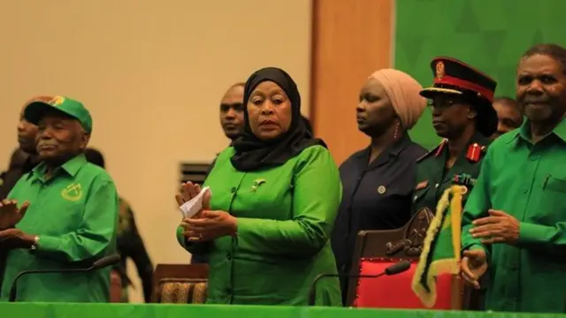 Wito wa Mwenyekiti wa CCM Samia Suluhu Hassan ambaye pia ni rais wa Tanzania umemrejesha Kinana kwenye siasa za kila siku
