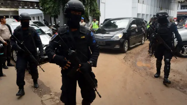 Police men