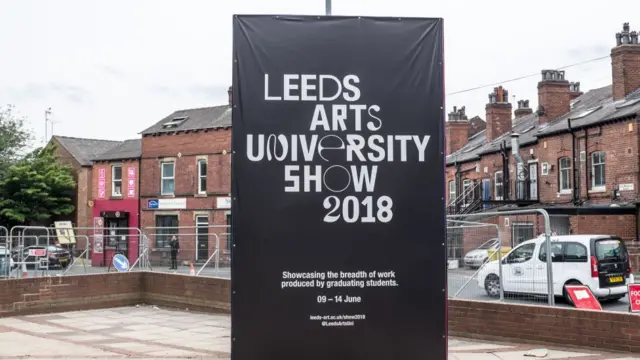 Image hình ảnh Lê Hoàng Anh - Đại học Leeds 'không biết ông Lê Hoàng Anh Tuấn' - BBC News Tiếng Việt